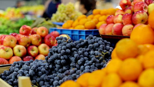 F C Fruits